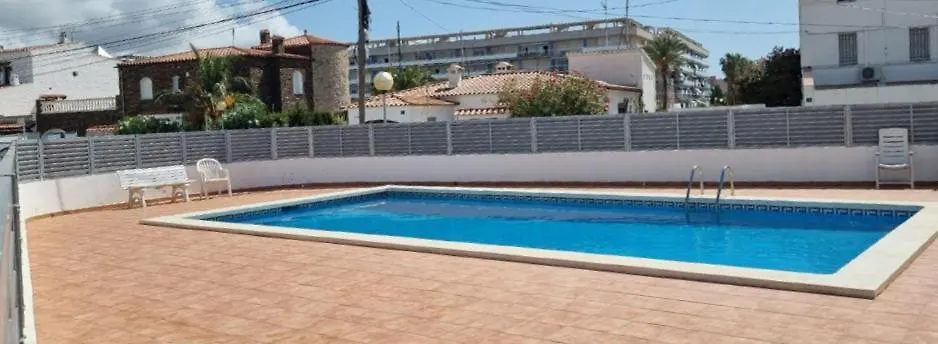 Global Immo 5060 Casa Petite Villa Roses 0*,  Spain
